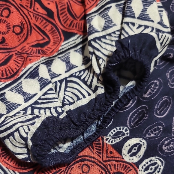 Anthropologie Lilka Navy and Red Patterned Romper - Picture 6 of 9